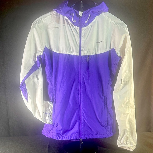 Nike Women's Running Jacket in Purple and White with Reflective Accents. - Picture 1 of 5